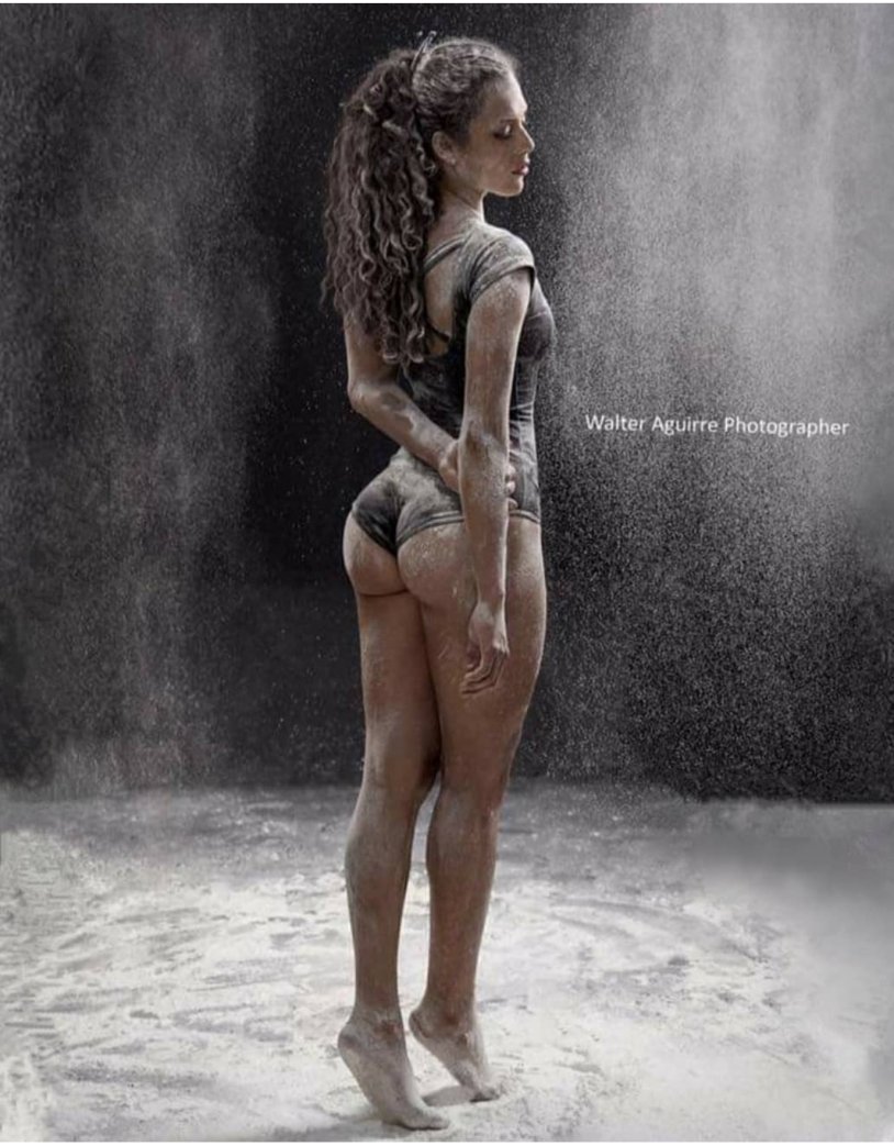 Photoshoot with flour