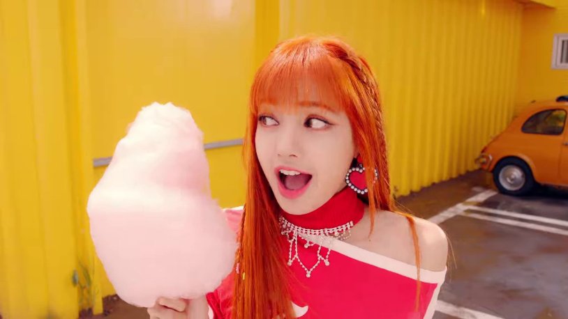 Lisa Blackpink