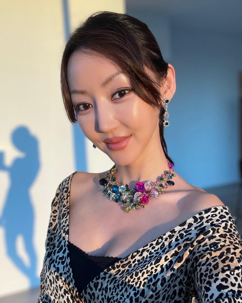 Girl from North Korea Pak Enmy