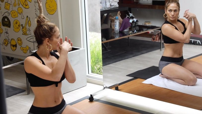 Jennifer Lopez is playing sports