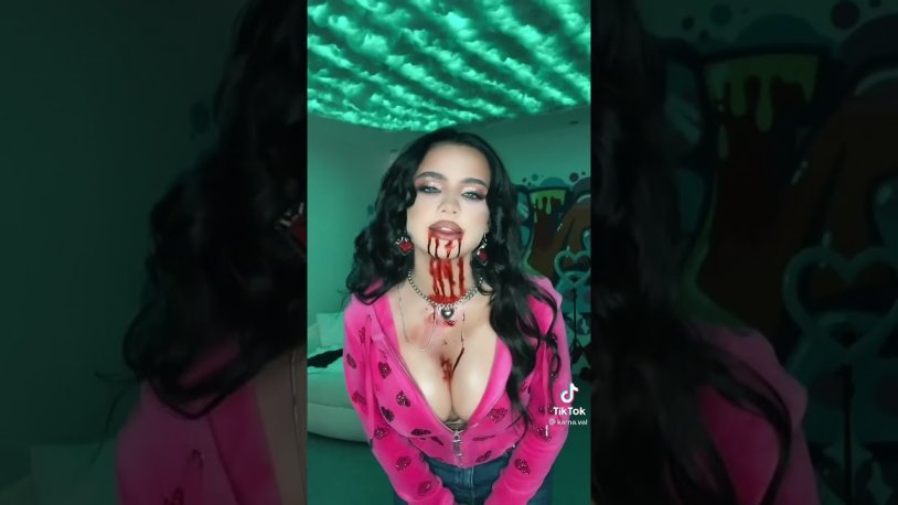 Vali carnival breasts