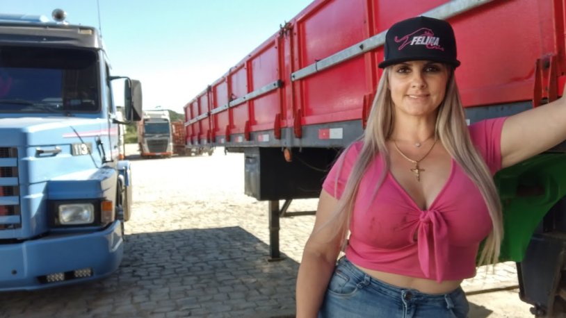 Felina trucker