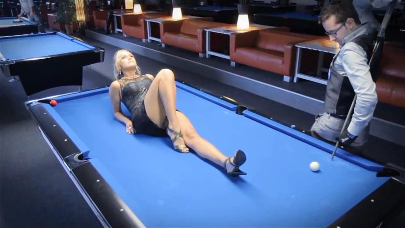 Maria Shumakova Billiard