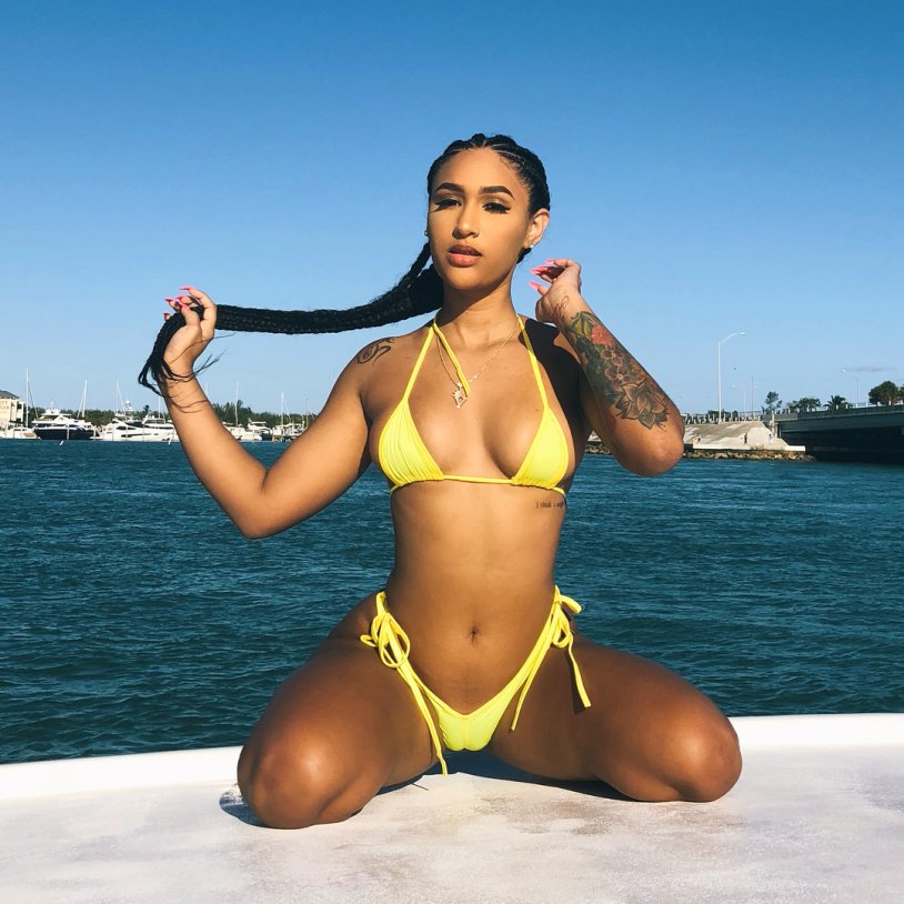 Victoria Nikulina Sexy