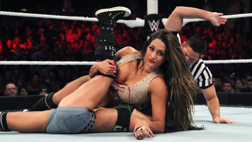 Nikki Bella Resling