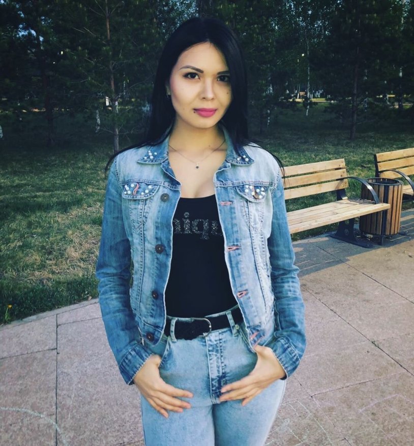 Beautiful Kazakh girls 25 years old