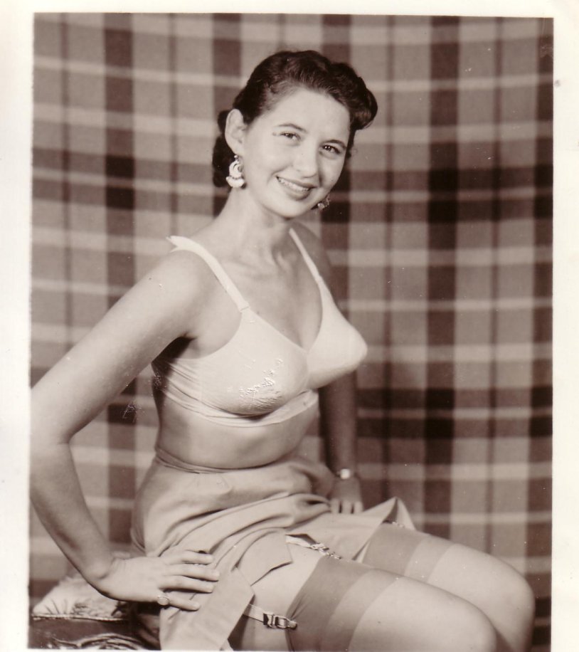 Adult women in pantalons