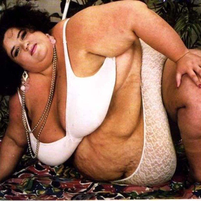 Naked thick elderly women