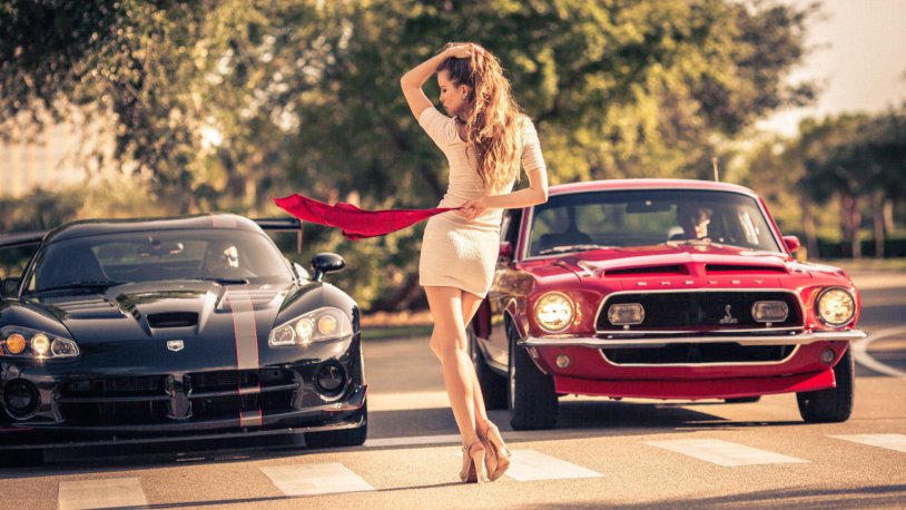 Ford Mustang and Dodge Weiper
