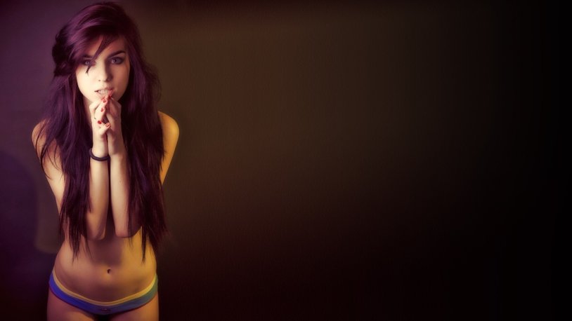 Girls on the desktop