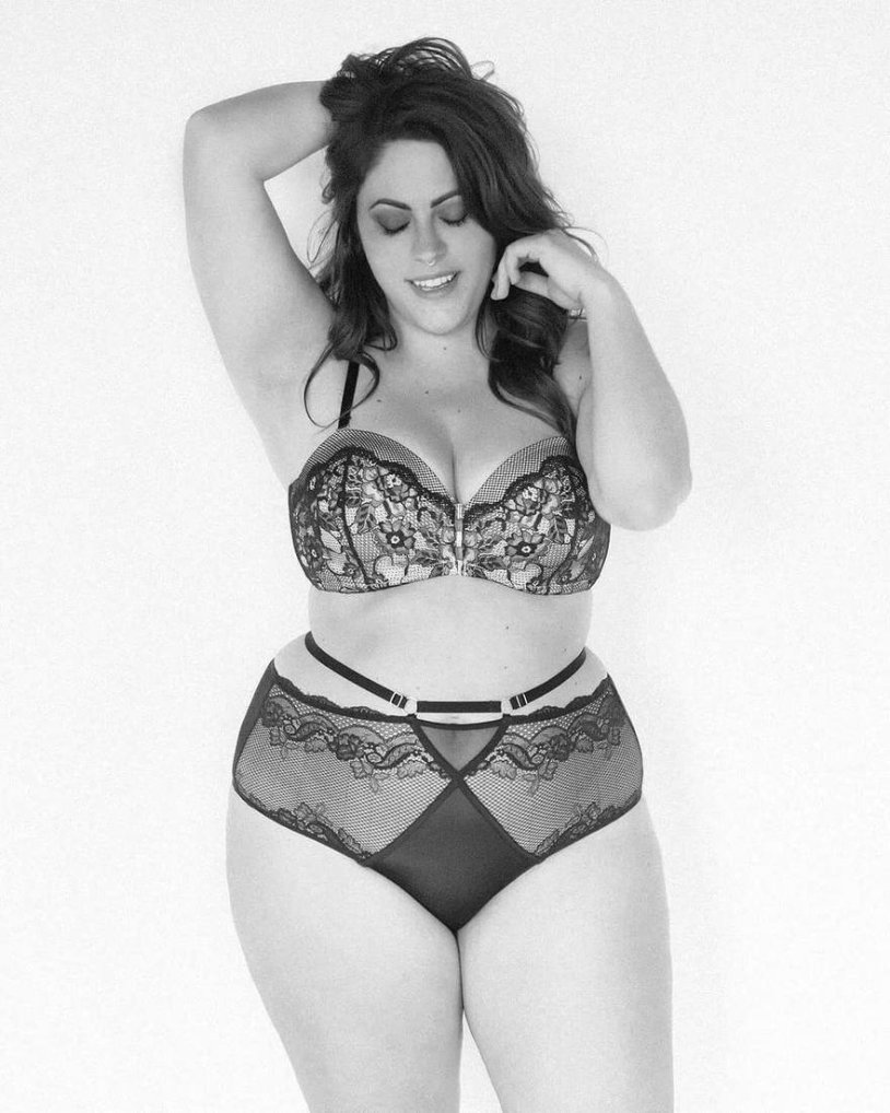 Brook Bailey Model Plus Saiz