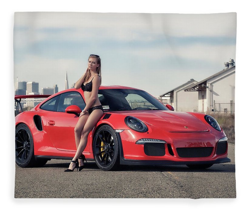 Porshe 911 S Turbo & Girl