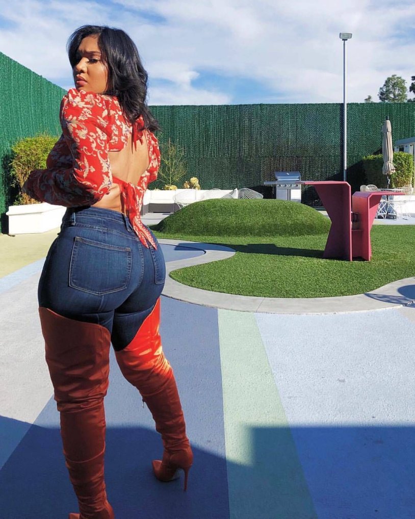 Mz Booty Jeans