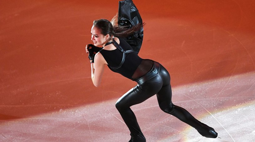 Elizaveta Tuktamysheva and Alina Zagitova