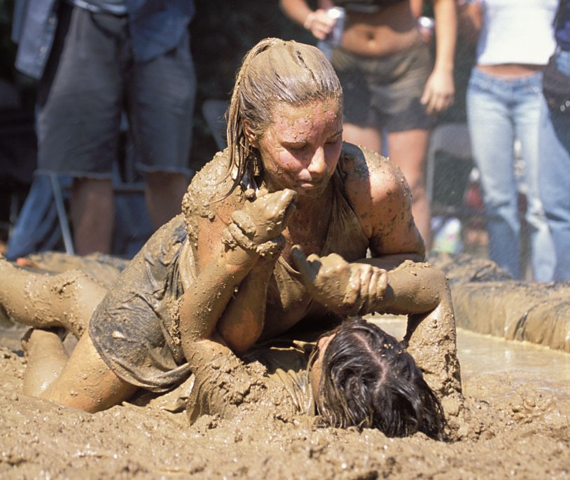 Female fights in mud Naked