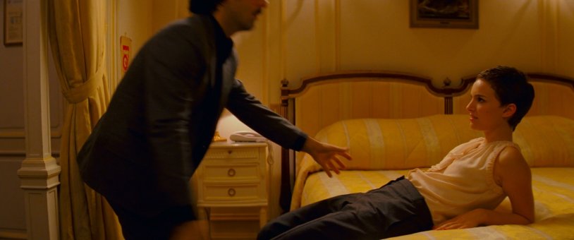 Natalie Portman Hotel Shevalier Scene