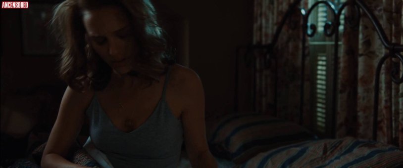 Natalie Portman in underwear 2019