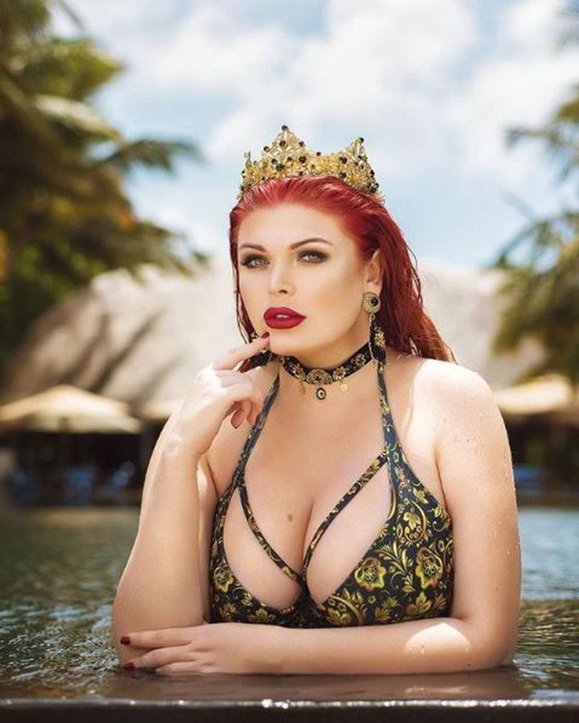 Julia Rybakova Model Plus