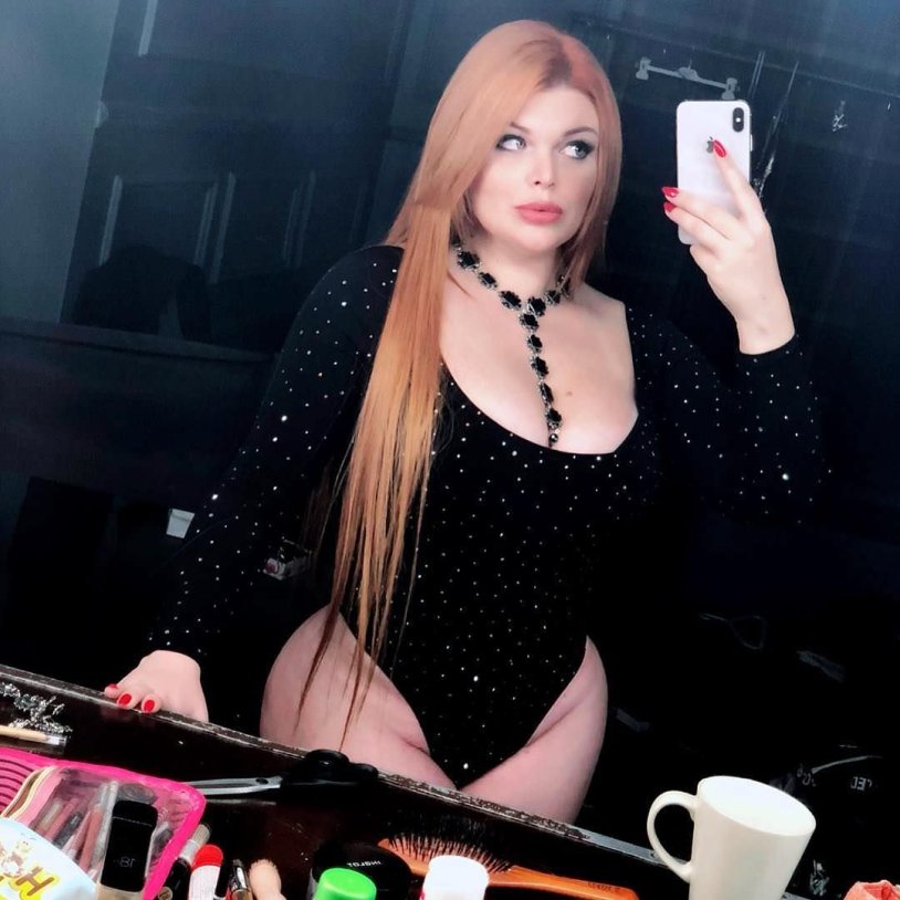 Julia Rybakova is hot