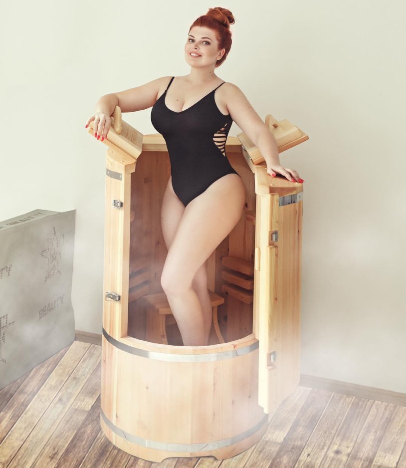 Julia Rybakova in Bikini