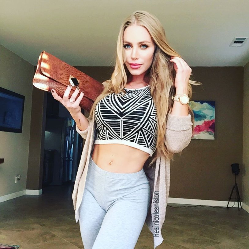 Realnicoleaniston XXXX