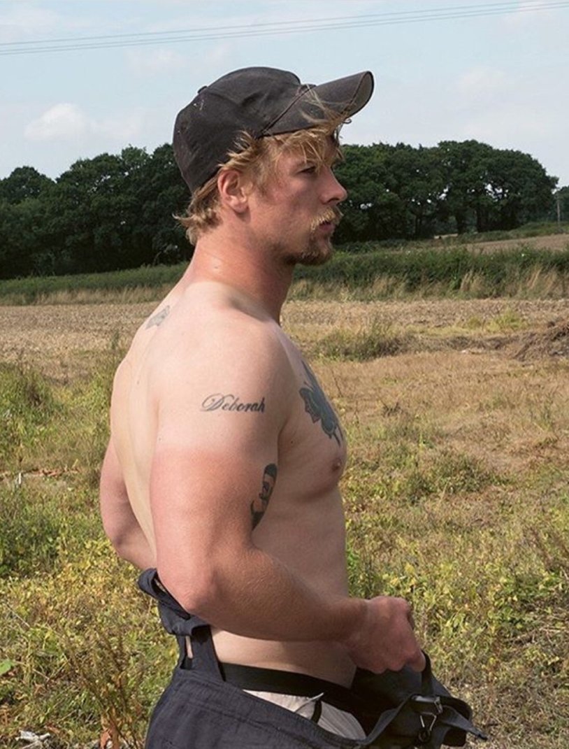 Redneks in secret materials