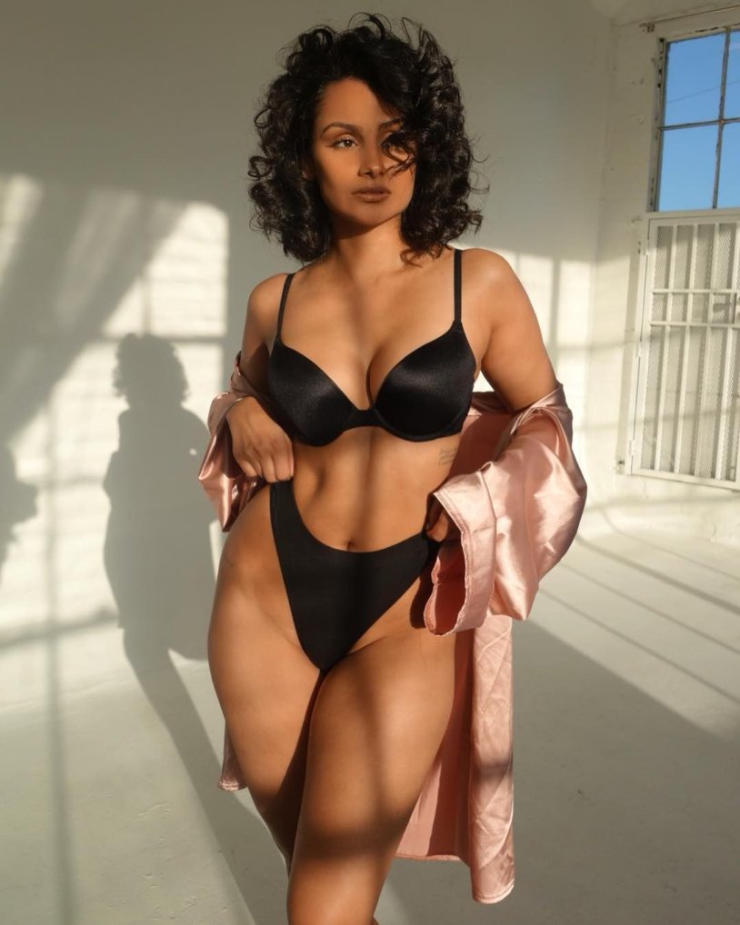 Erotic cosplay Seran