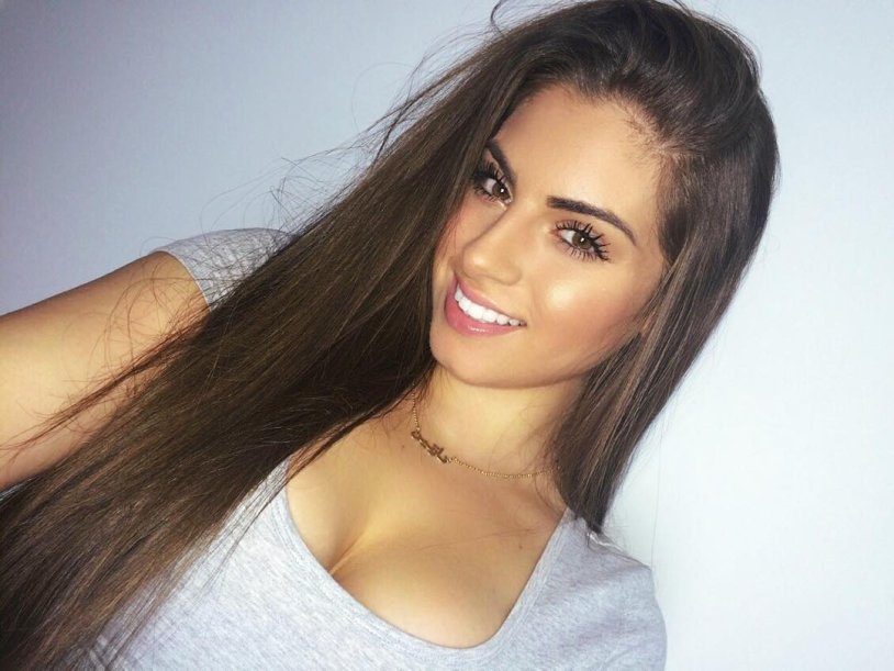 Yasmin Kavari Nazanin Kavari