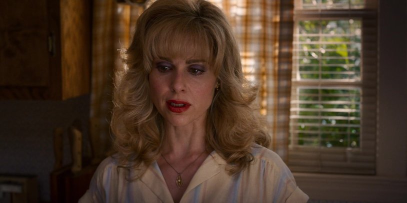 Kara Booono Very strange things