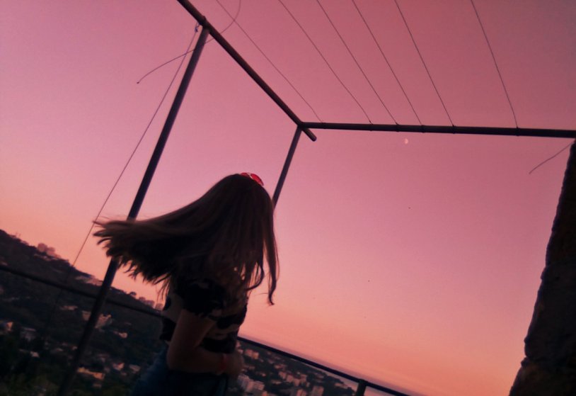 Raspberry sunset Girl