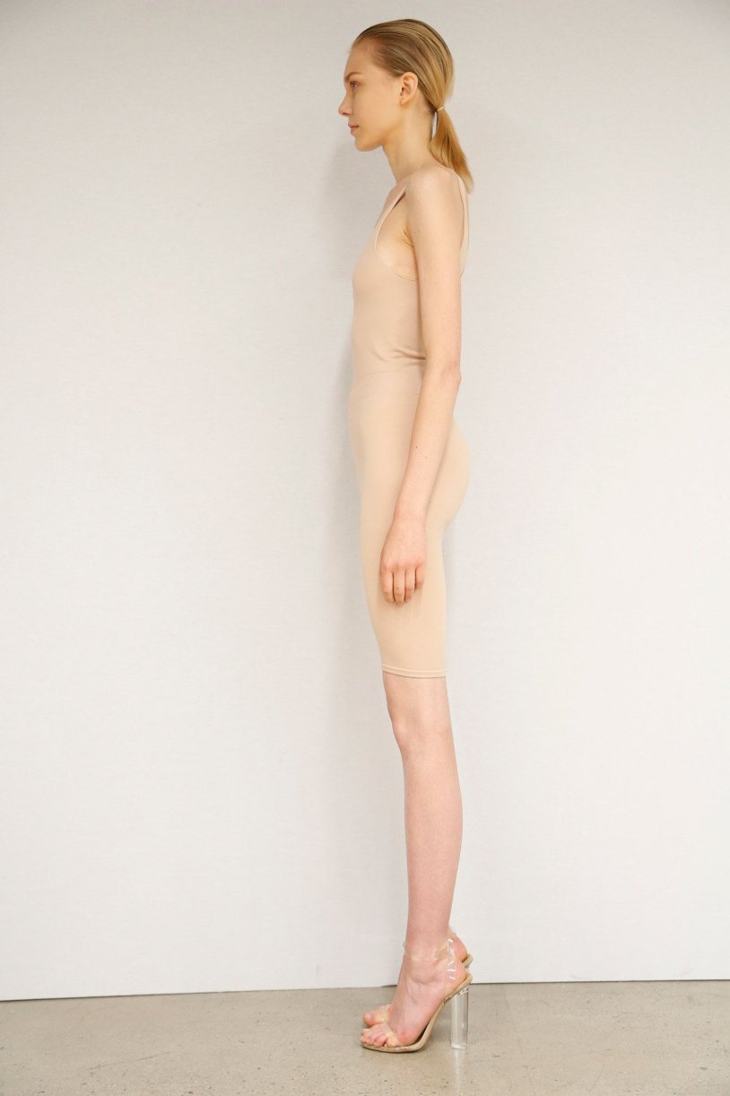 Mini bikini groups of girls