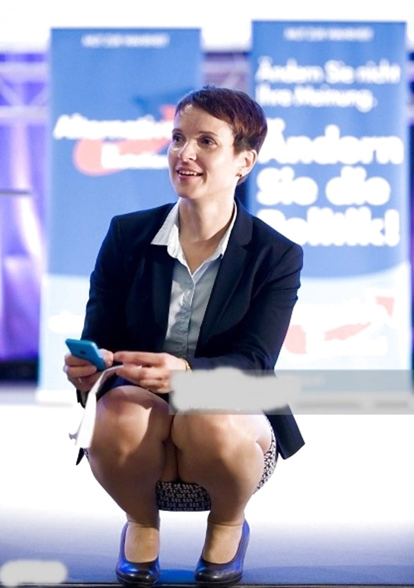 Sarah Wagenknecht is hot