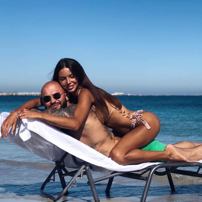 Samoilova and Dzhigan in Dzhakuzi