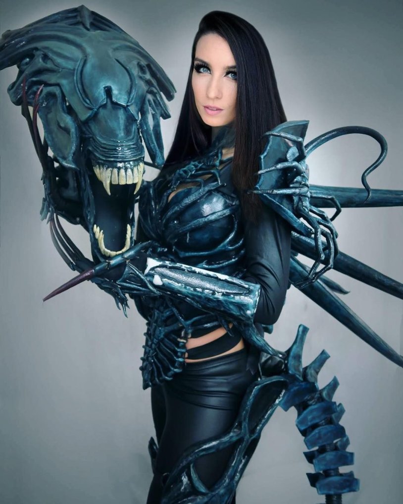 Xenomorph female Queen