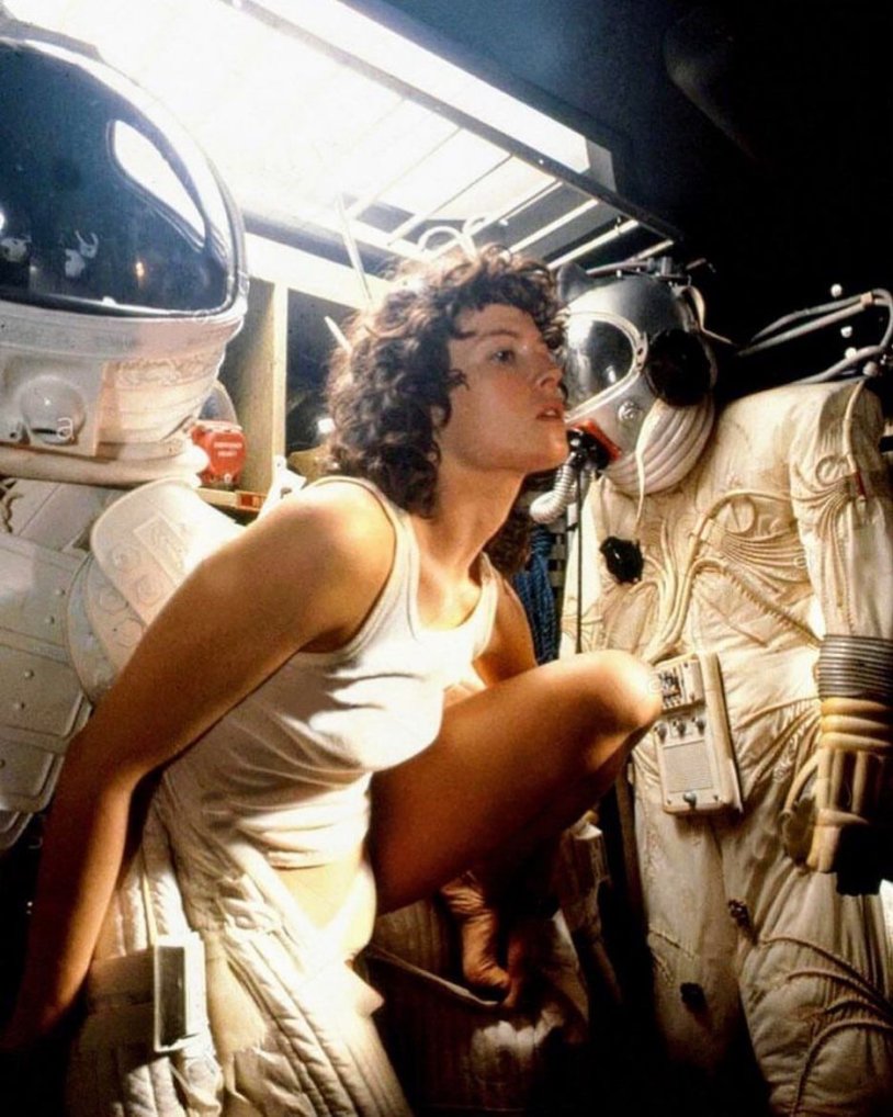 Sigurni Weaver is alien