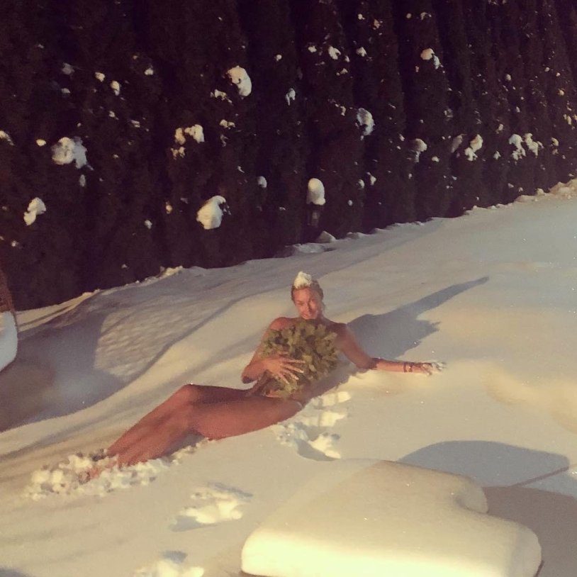 Anastasia Volochkova Twisters in the snow