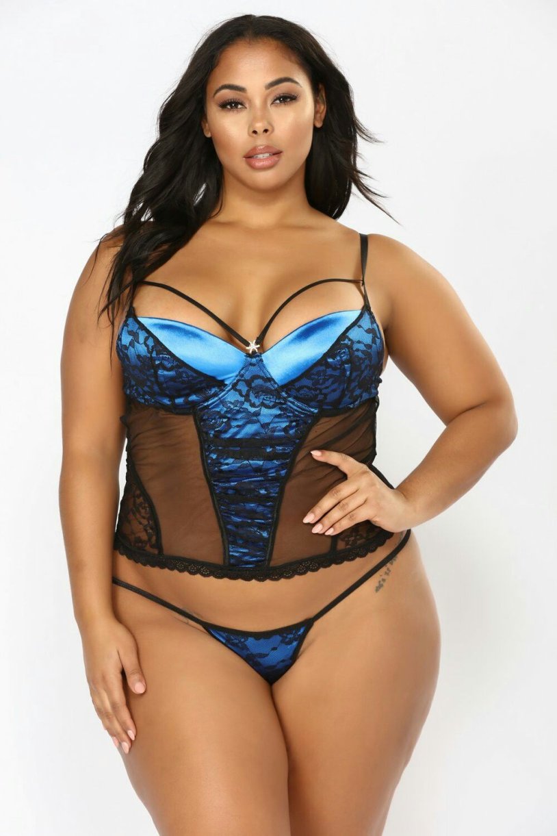 Tabria Majors model Plus-Size