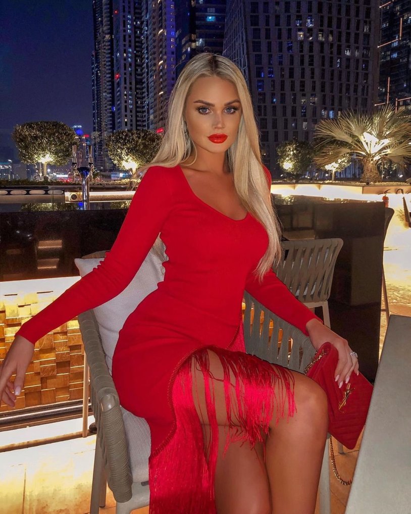 Beauty Blogger's husband Rachel Ward