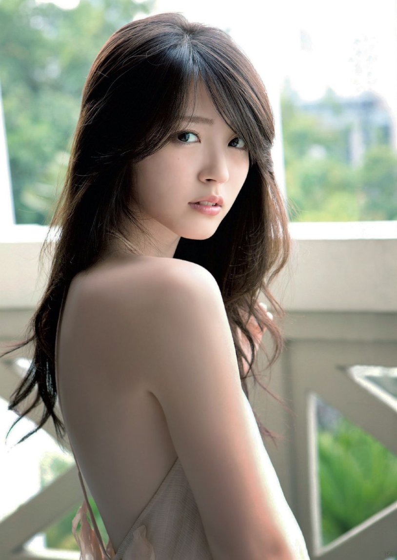 Airi Suzuki 18