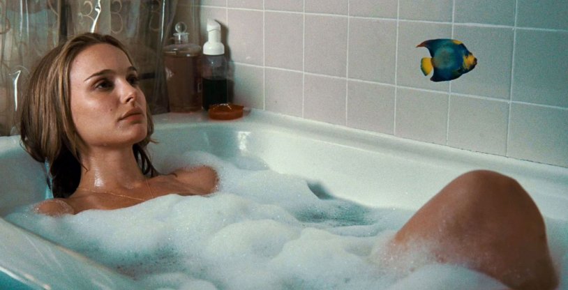 Natalie Portman in the bathroom