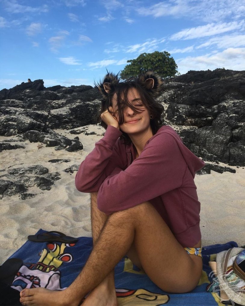 Macey Duff refused razor