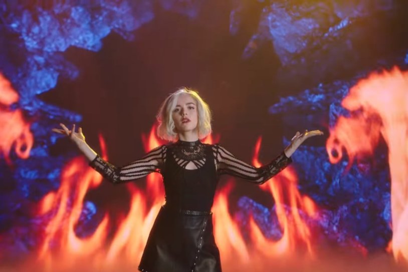 Sabrina from Sabrina's chilling soul adventure