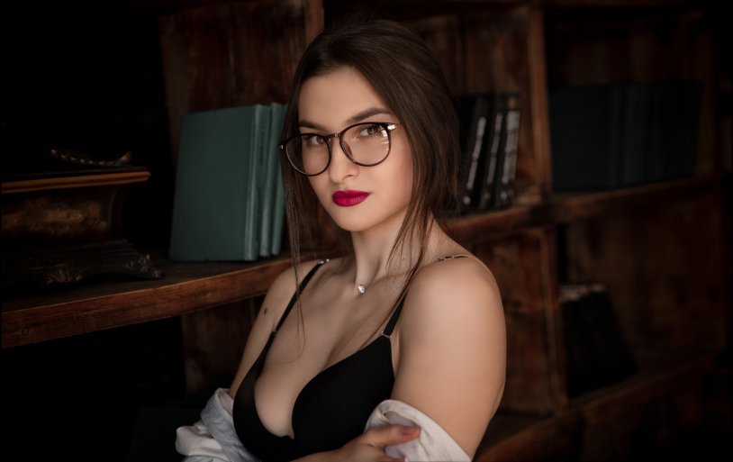 Girls with glasses Private