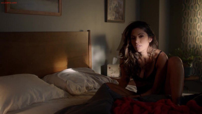 Sarah Shahi Hour Peak 3 Zoe
