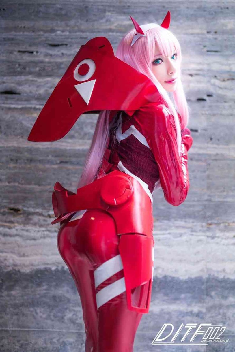 Zero Two Darling in the Franxx cosplay