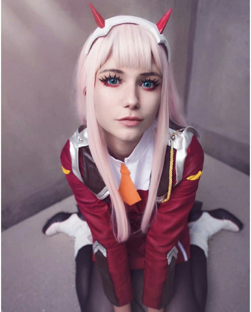 Zero Two Cosplay