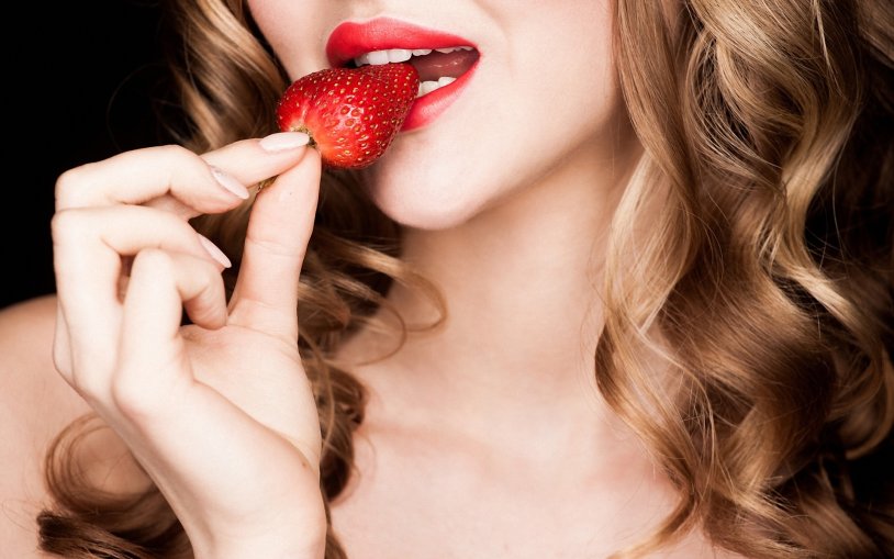 Girl with strawberries