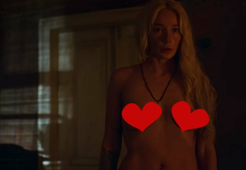 Frame with the exposed chest of Ivleeva