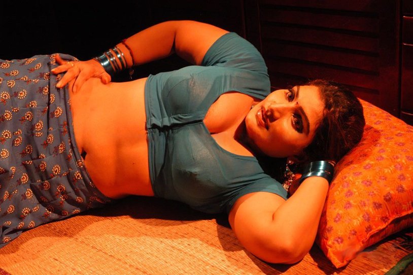 Actress Shehabadi Navel