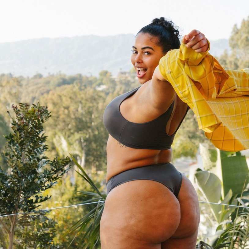 Girls with powerful hips